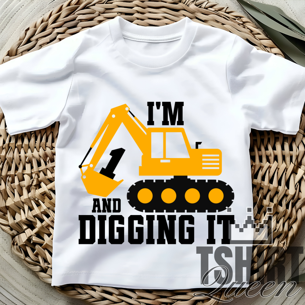 I'm 1 and Digging It - Birthday T-shirt